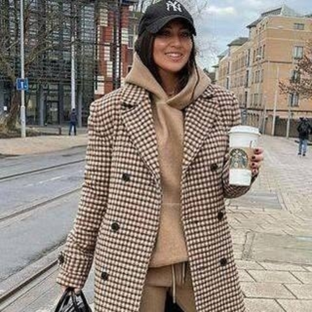 Meet your Posher, Lorena